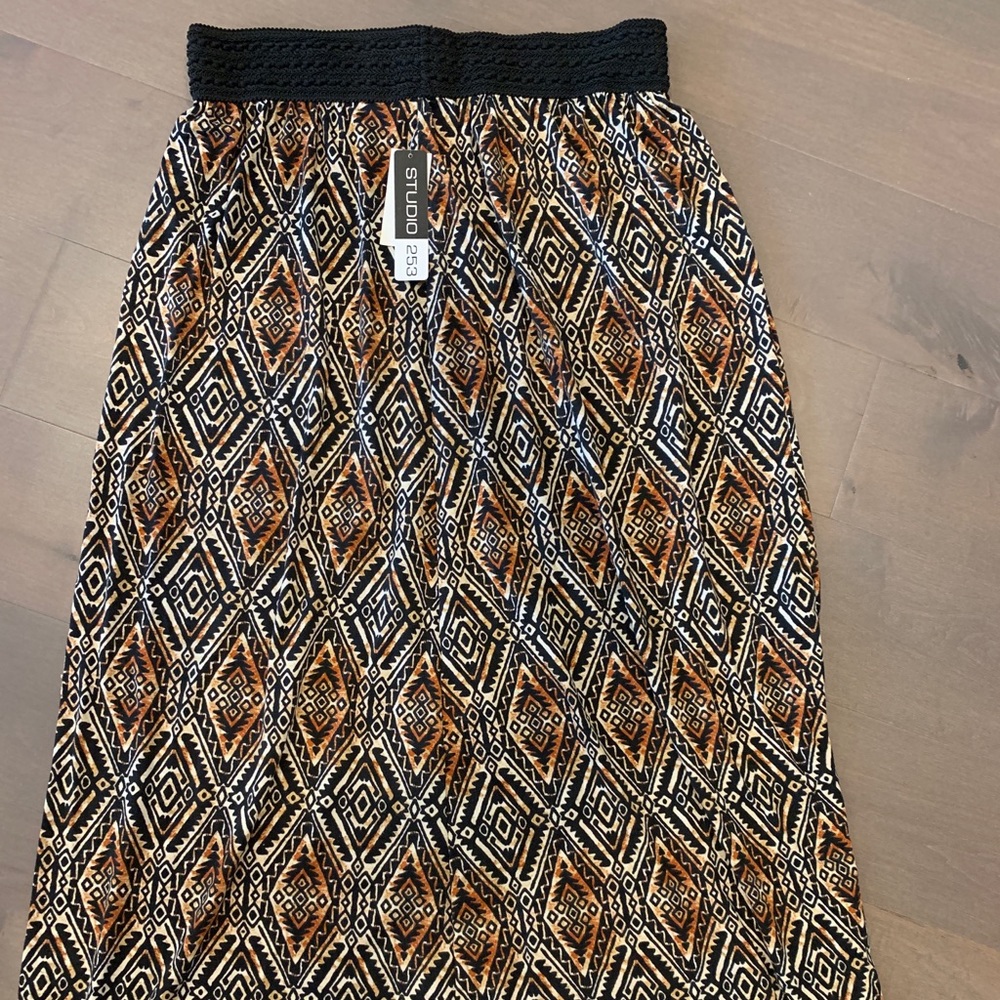 Midi skirt